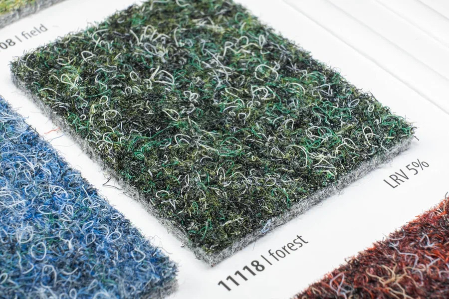 Forbo Markant 11118 Forest фото 2 | FLOORDEALER