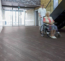 Forbo SureStep Wood 18952 dark grey oak фото 2 | FLOORDEALER