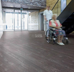 Forbo SureStep Wood 18952 dark grey oak фото 2 | FLOORDEALER