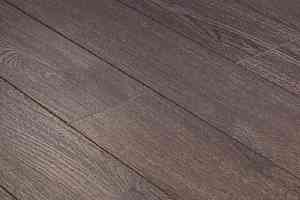 Ламинат Floorway Standart 12мм YXM-898 Легендарный Дуб фото  | FLOORDEALER