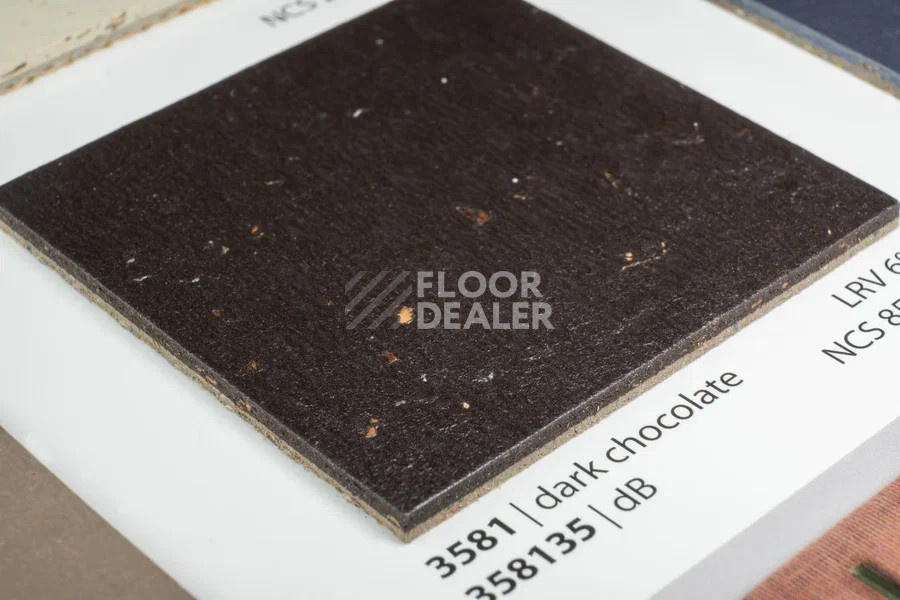Линолеум Marmoleum Solid Cocoa 3581-358135 dark chocolate фото 2 | FLOORDEALER
