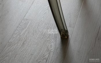 Vinilam Cork Premium Click 8мм 33202 Дуб Аликанте фото 2 | FLOORDEALER