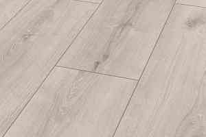 Ламинат Rooms Suite 242 / 8мм Дуб Кашмир белый RV828A фото  | FLOORDEALER