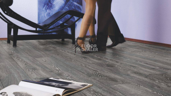 Kronotex Mammut d4798 Дуб Горный Черный фото 5 | FLOORDEALER