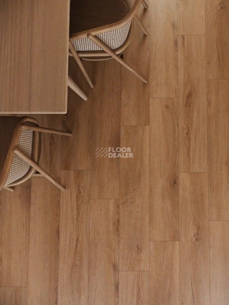 Кварцвиниловые полы AW Invictus Primus Plank Riviera Oak Caramel фото 2 | FLOORDEALER