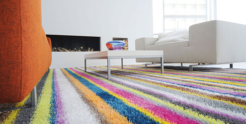 Яркие акценты пола в интерьере. Как придать изюминку ремонту?