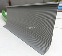 Плинтус 10883  для завода на стену RAL 7046 фото 2 | FLOORDEALER