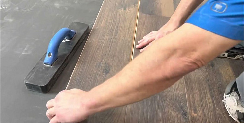 Какие инструменты нужны для укладки ламината? Подробный обзор Floordealer