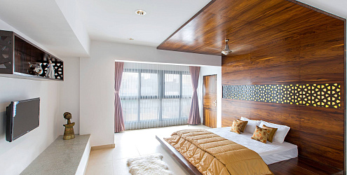 Напольное покрытие на потолок. Тренды в ремонте