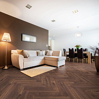 Kronotex Herringbone 8мм d4766 Дуб Кале фото 4 | FLOORDEALER