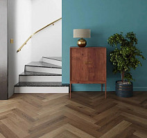 Maximus Herringbone SPC Highland Oak Chocolate фото 2 | FLOORDEALER