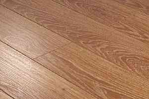 Ламинат Floorway Standart 12мм 5200 Дуб брашированный фото  | FLOORDEALER