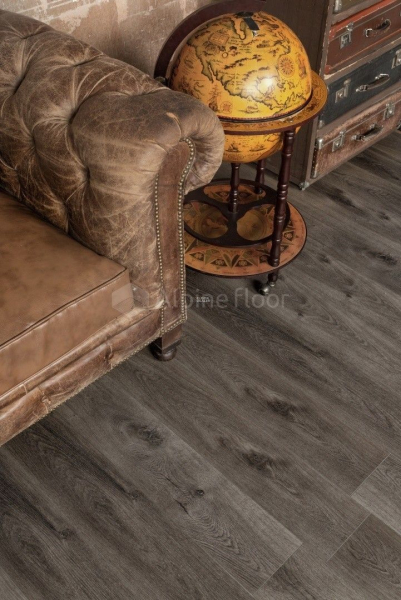 Alpine Floor Premium XL Дуб торфяной ECO 7-11 фото 2 | FLOORDEALER