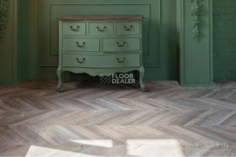Кварцвиниловые полы Vinilam Parquet Chevron 2.5мм RI153616CL4 Шеврон Шампань фото 1 | FLOORDEALER