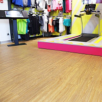 Vertigo Trend / Wood 2113 Natural Oak 152.4 мм X 914.4 фото 5 | FLOORDEALER