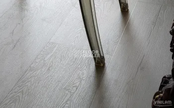 Vinilam Glue Luxury 2.5мм 33202 Дуб Аликанте Glue фото 3 | FLOORDEALER